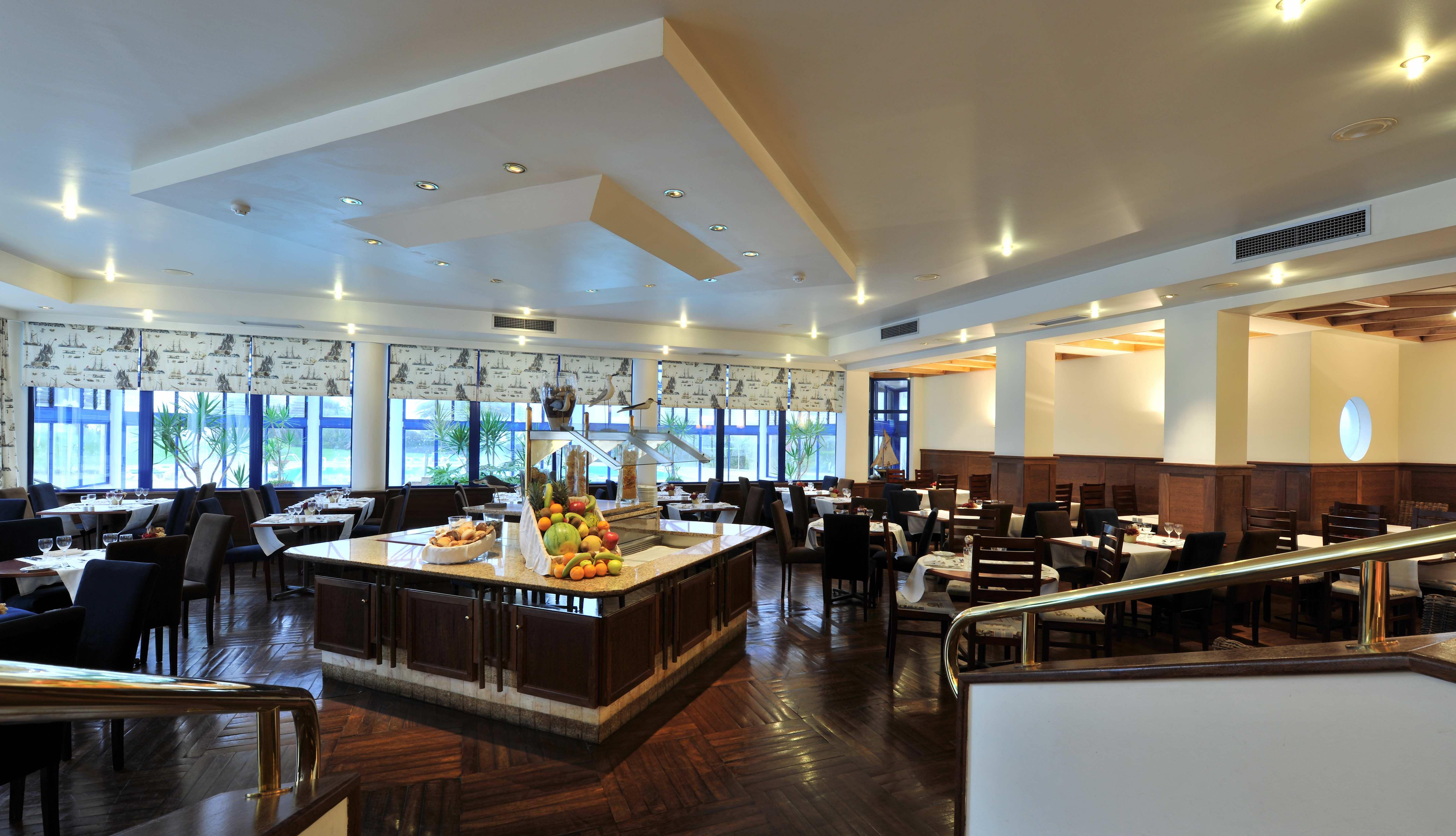 Hotel Pestana Cascais Ocean & Conference Aparthotel Exterior photo